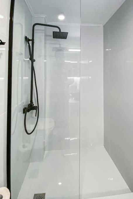 Syntagma Square, 60Sqm Platinum Suite Афины Экстерьер фото
