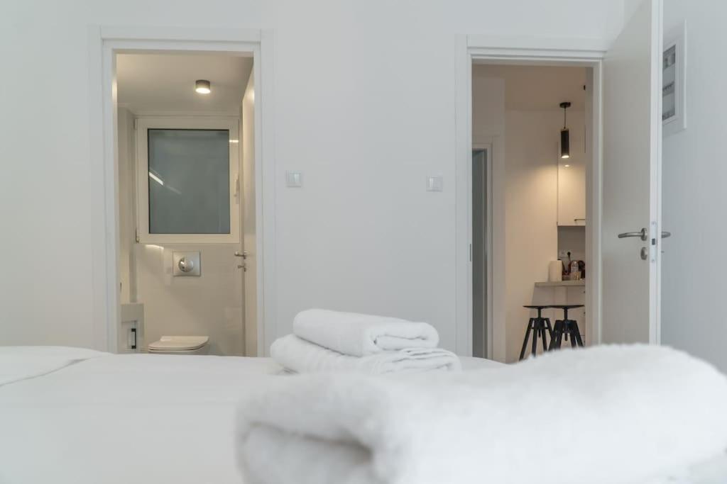 Syntagma Square, 60Sqm Platinum Suite Афины Экстерьер фото